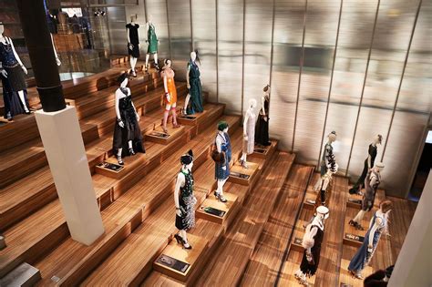 prada store soho